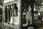 PICTURES/Le Pere Lachaise Cemetery - Paris/t_P1280668.JPG